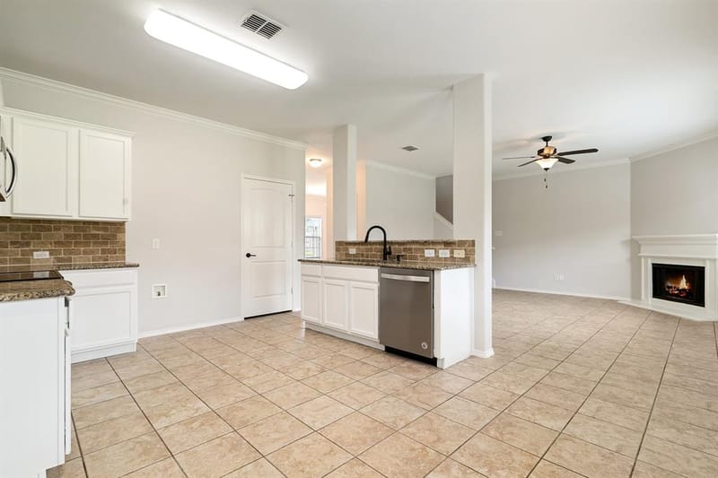 4601 Lathem Drive, Frisco TX 75036 - Photo 2