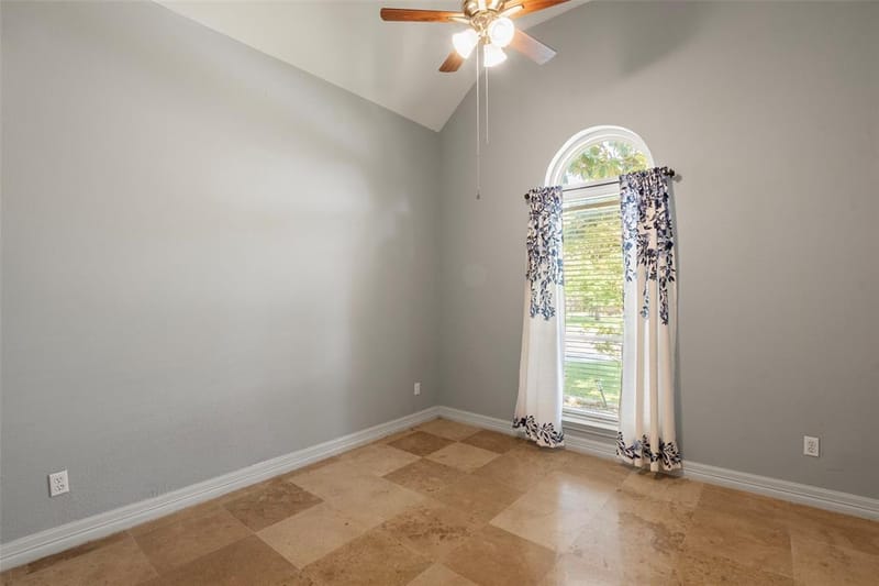 622 Meadowcrest Drive, Highland Village TX 75077 - Photo 34