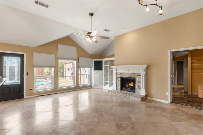 622 Meadowcrest Drive, Highland Village TX 75077 - Photo 11