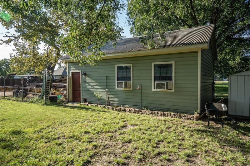 801 E Main Street, Tioga TX 76271 - Photo 30