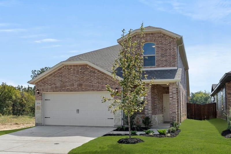 1733 Meadow Crest Drive, Aubrey TX 76227 - Photo 5