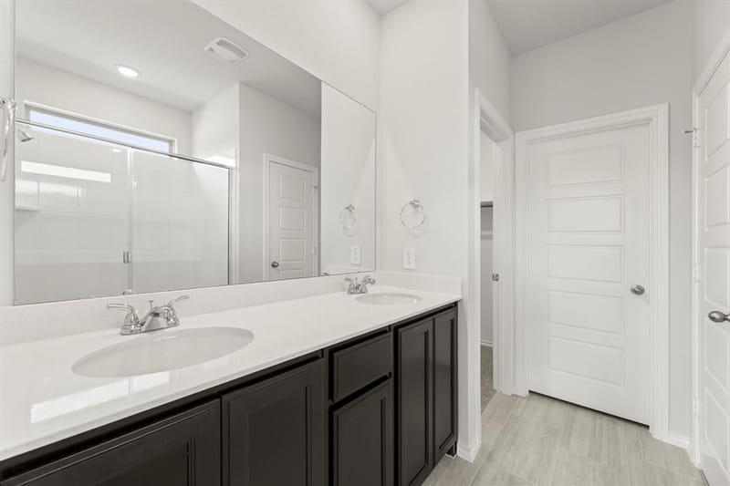 1733 Meadow Crest Drive, Aubrey TX 76227 - Photo 29
