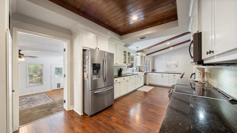 518 W Kansas Street, Van TX 75790 - Photo 11
