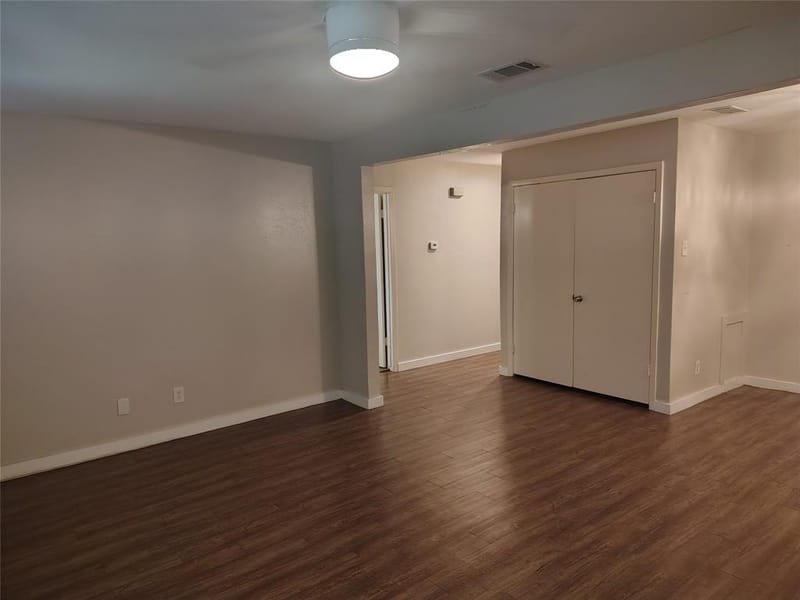 13849 Leinsper Green Street, Dallas TX 75240 - Photo 4