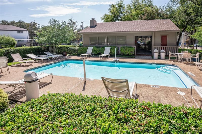 6420 Bordeaux Avenue, Dallas TX 75209 - Photo 2