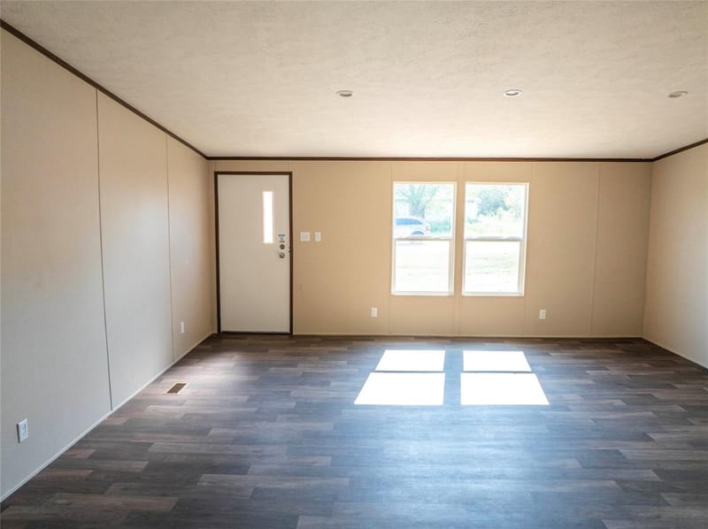7005 Walden Drive, Joshua TX 76058 - Photo 10