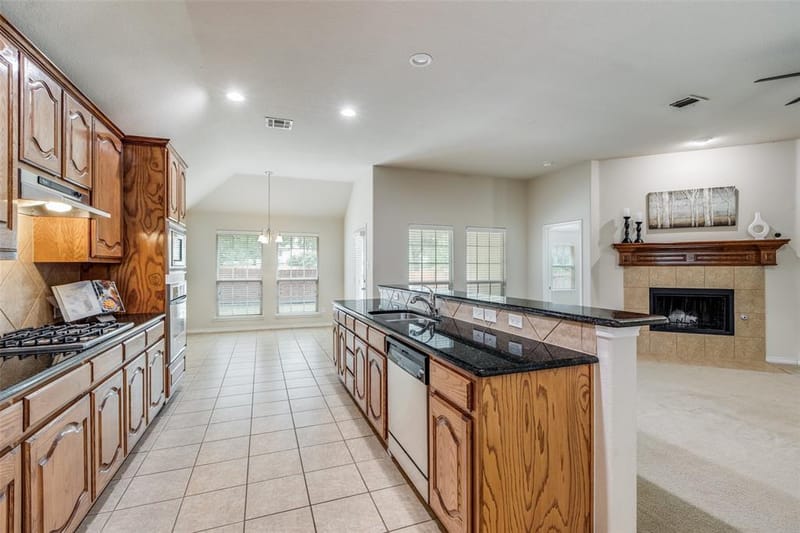 8209 Indian Palms Trail, McKinney TX 75070 - Photo 9