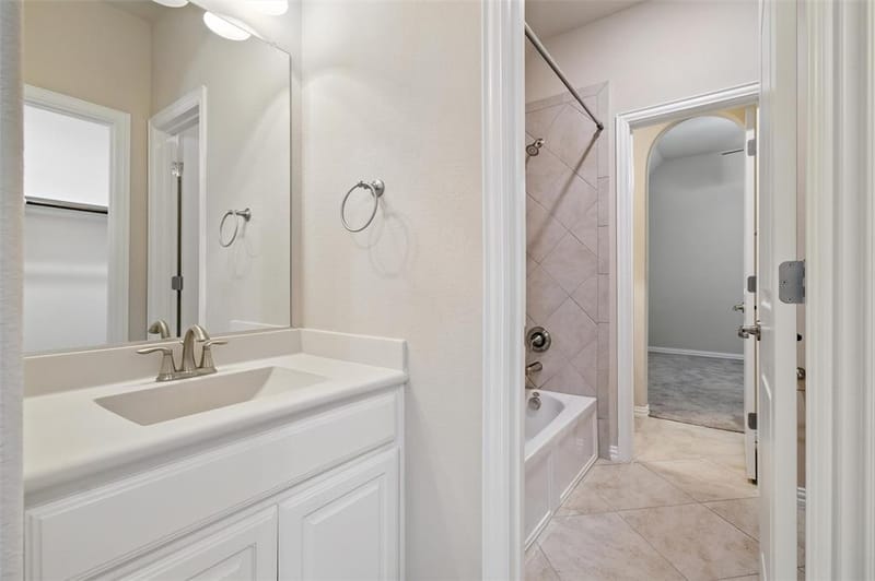 3815 Wind Cave Bend, Irving TX 75063 - Photo 35