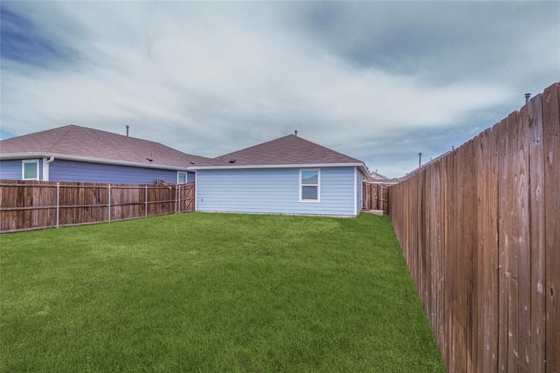 7517 Larson Lane, McKinney TX 75071 - Photo 22