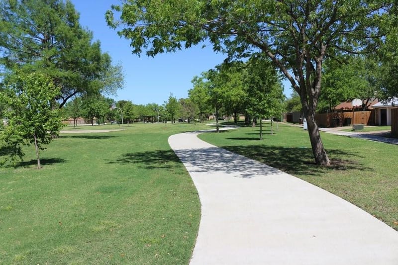 733 Wedgegate Drive, Plano TX 75023 - Photo 31