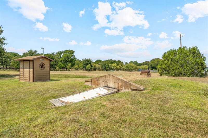 15061 Highway 6, Iredell TX 76649 - Photo 36