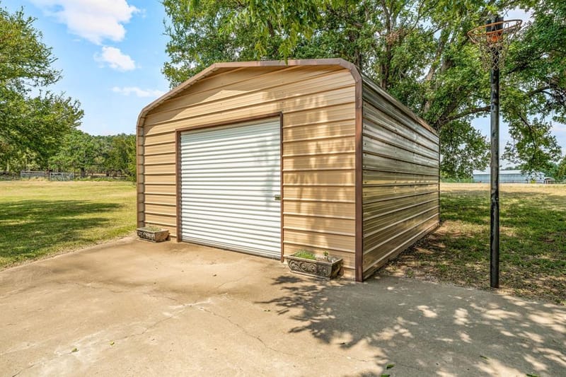 15061 Highway 6, Iredell TX 76649 - Photo 32