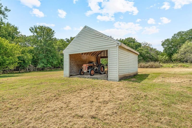 15061 Highway 6, Iredell TX 76649 - Photo 33