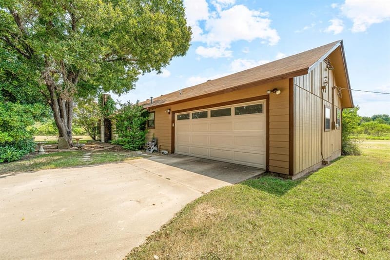 15061 Highway 6, Iredell TX 76649 - Photo 31