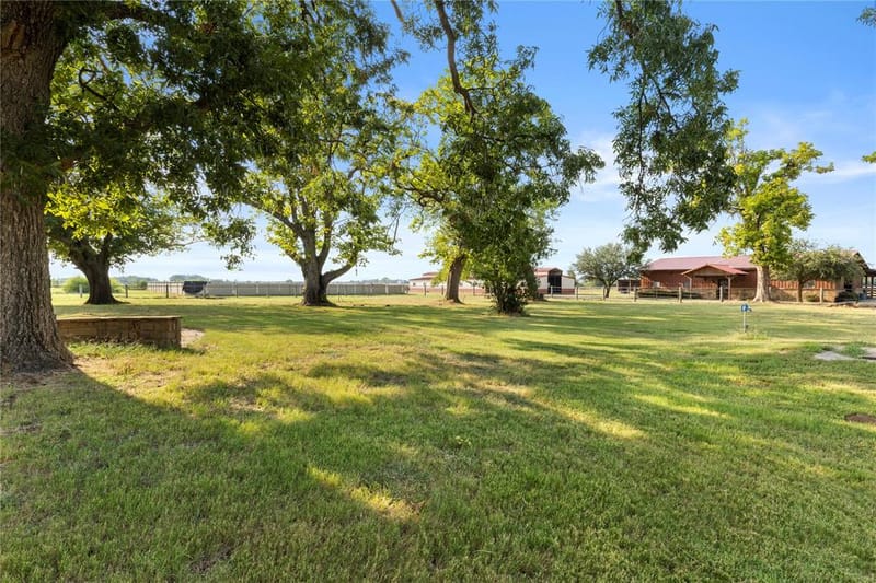 777 Stiles Road, Whitesboro TX 76273 - Photo 27