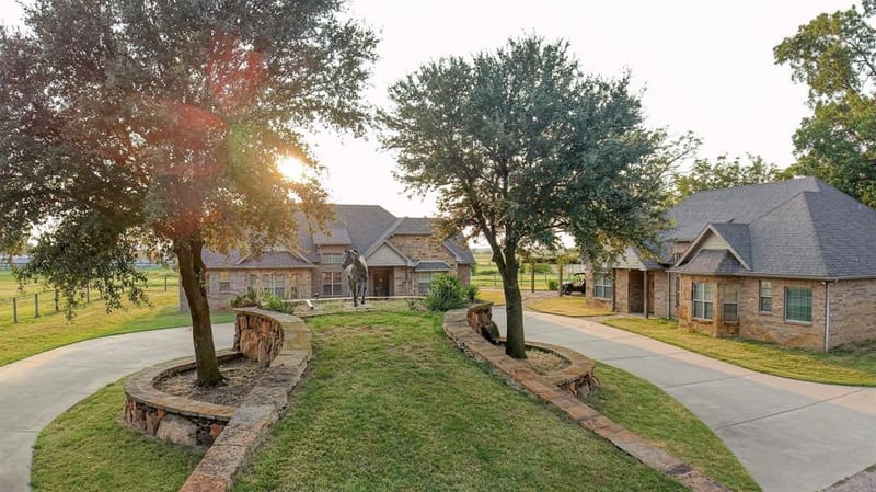 777 Stiles Road, Whitesboro TX 76273 - Photo 2