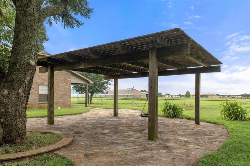 777 Stiles Road, Whitesboro TX 76273 - Photo 17