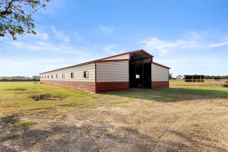 777 Stiles Road, Whitesboro TX 76273 - Photo 32