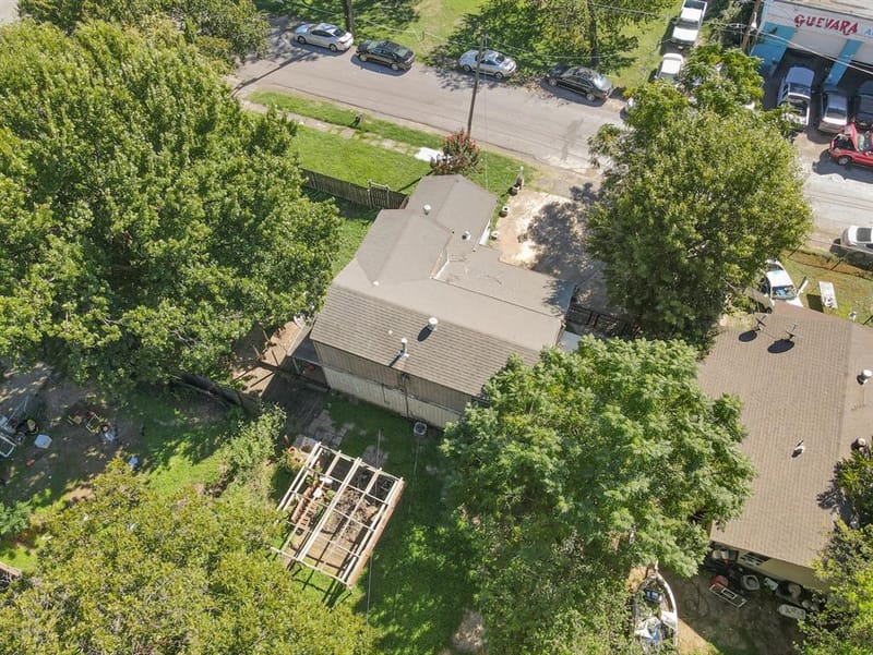 815 Viola Street, Dallas TX 75203 - Photo 3
