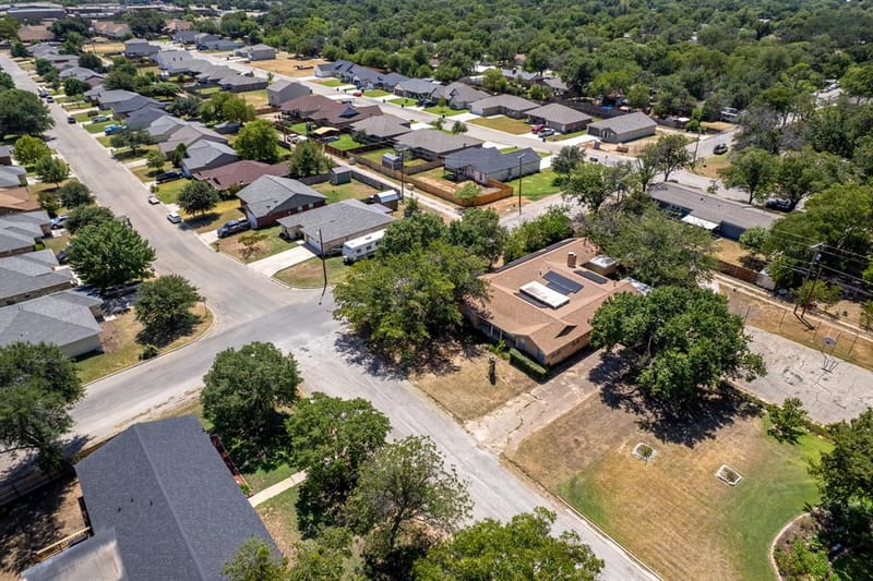 1909 8th Street, Brownwood TX 76801 - Photo 32