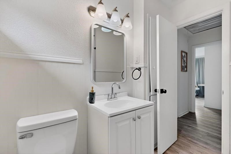 10834 Cassandra Way, Dallas TX 75228 - Photo 9