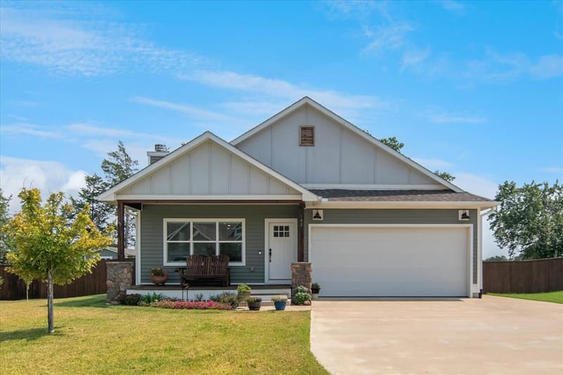 162 Willow Tree Lane, Pottsboro TX 75076