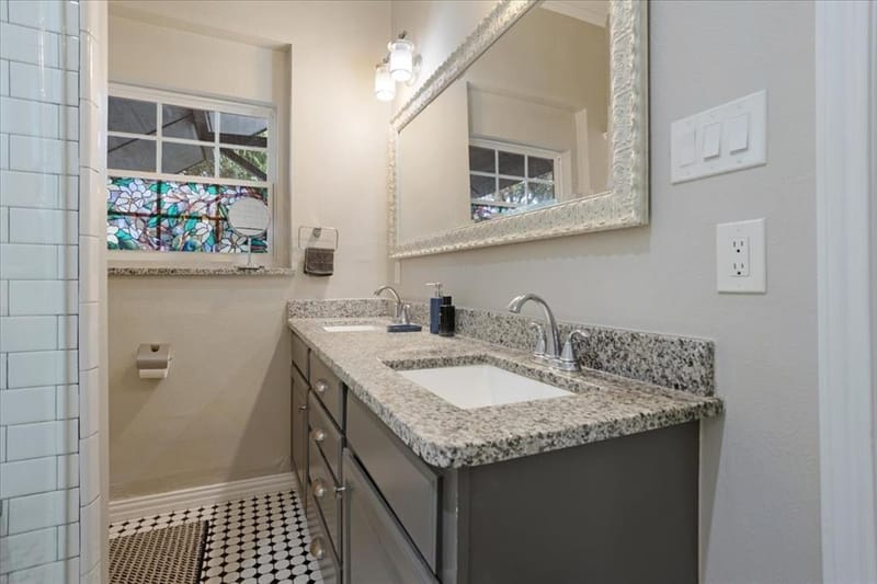 114 W King Street, Sherman TX 75090 - Photo 22