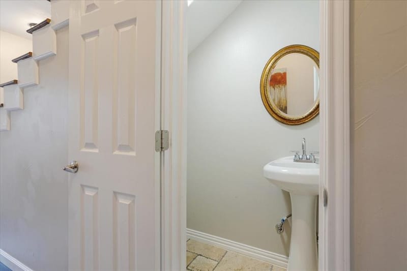 114 W King Street, Sherman TX 75090 - Photo 20