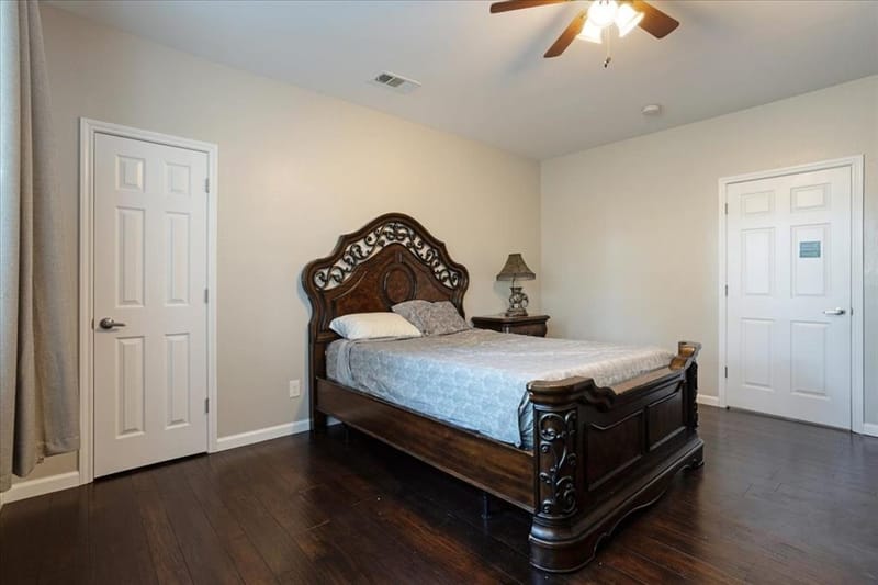 114 W King Street, Sherman TX 75090 - Photo 24