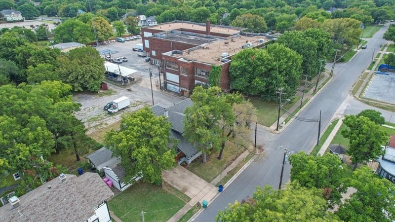 114 W King Street, Sherman TX 75090 - Photo 35