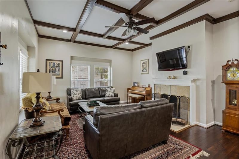 114 W King Street, Sherman TX 75090 - Photo 8