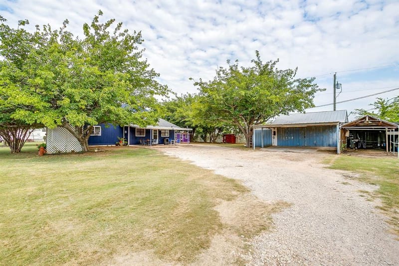 1950 Kiowa Lance, Crowley TX 76036 - Photo 2