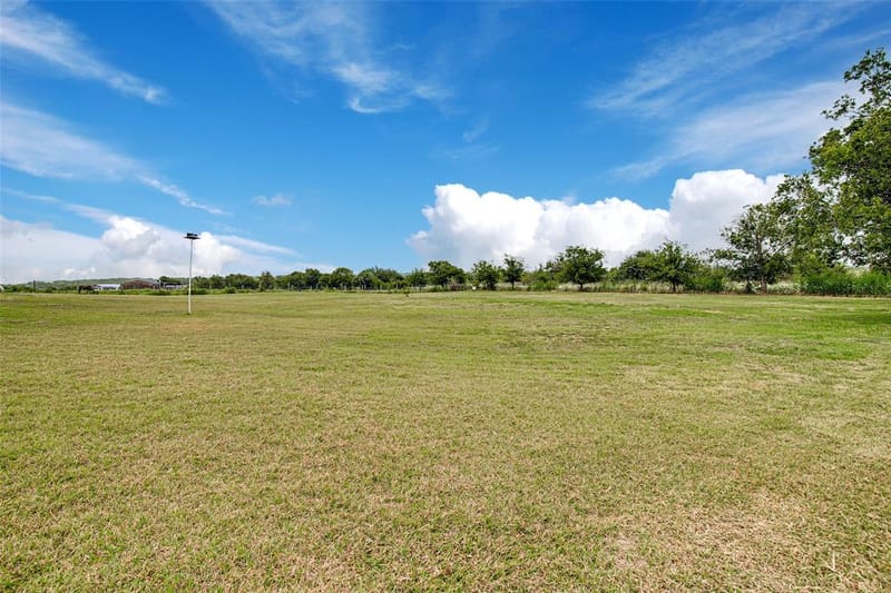 6121 Falcon Court S, Joshua TX 76058 - Photo 20