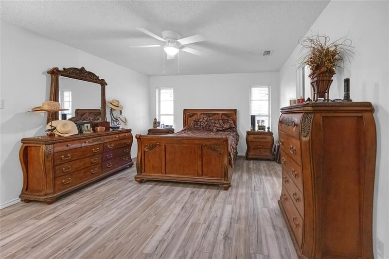 4425 County Road 711, Cleburne TX 76031 - Photo 13