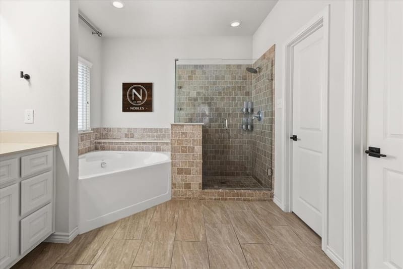 6909 Clayton Nicholas Court, Arlington TX 76001 - Photo 24