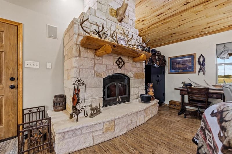 5285 County Road 3226, Lone Oak TX 75453 - Photo 12