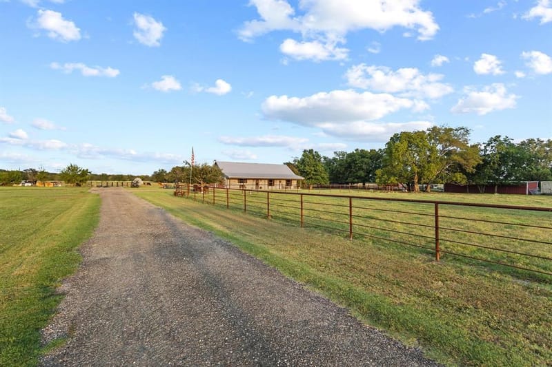 5285 County Road 3226, Lone Oak TX 75453 - Photo 8
