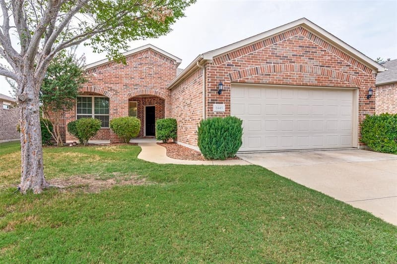 6445 Paragon Drive, Frisco TX 75036 - Photo 2