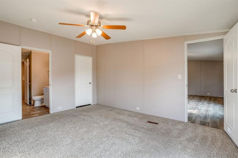 900 Tree Drive, Granbury TX 76048 - Photo 20