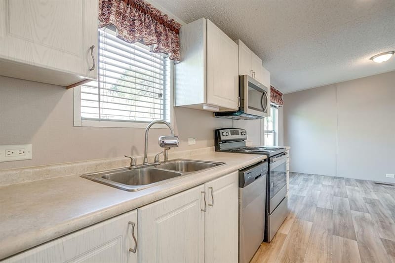 900 Tree Drive, Granbury TX 76048 - Photo 18