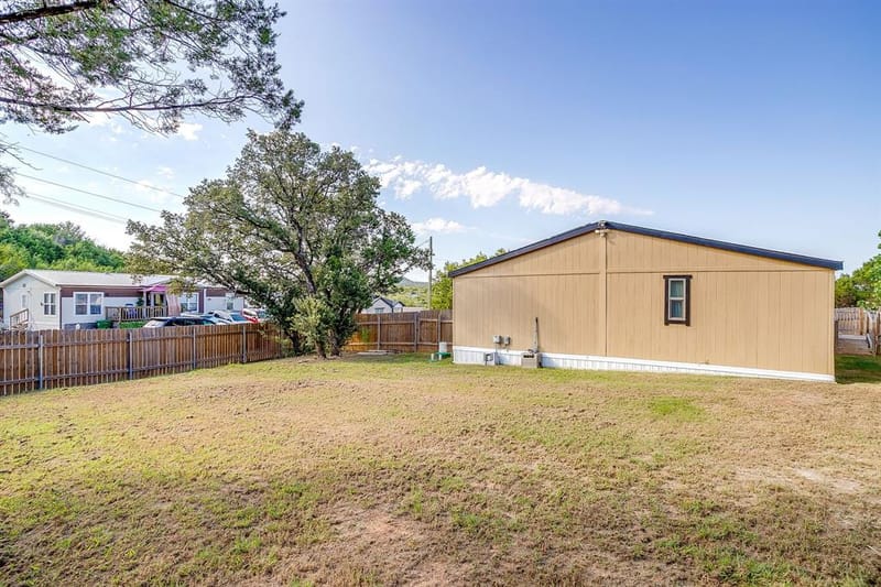 900 Tree Drive, Granbury TX 76048 - Photo 37