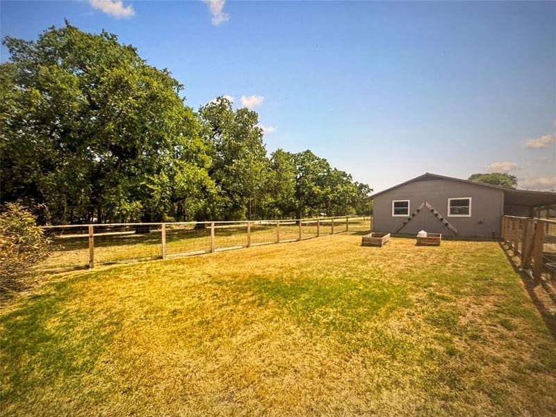 521 Wood, Axtell TX 76624 - Photo 23