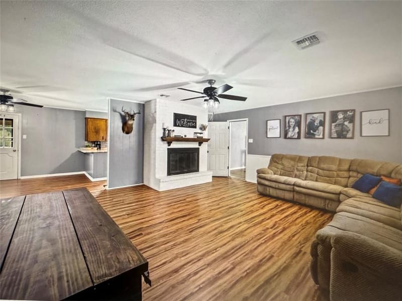 521 Wood, Axtell TX 76624 - Photo 2