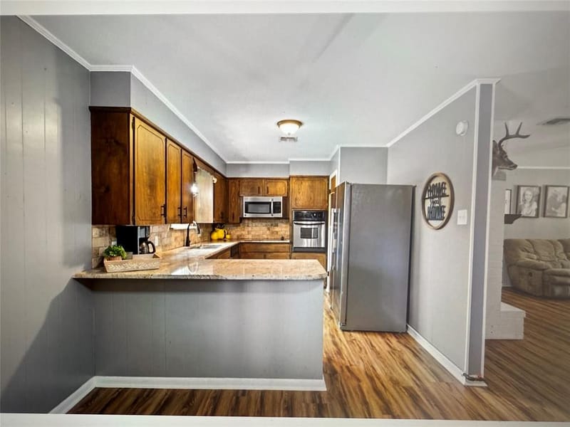 521 Wood, Axtell TX 76624 - Photo 6