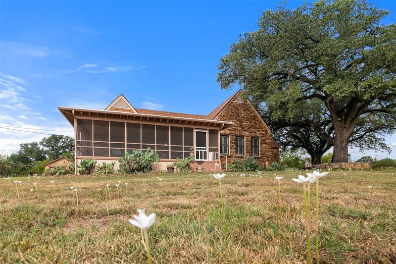 1803 N Highway 144, Glen Rose TX 76043 - Photo 4