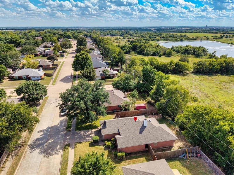 1003 Boardwalk Street, Midlothian TX 76065 - Photo 13