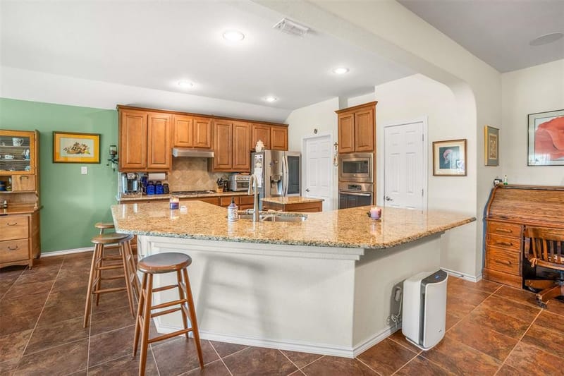 2932 Saddle Creek Drive, Fort Worth TX 76177 - Photo 6