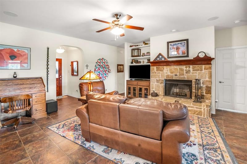 2932 Saddle Creek Drive, Fort Worth TX 76177 - Photo 11