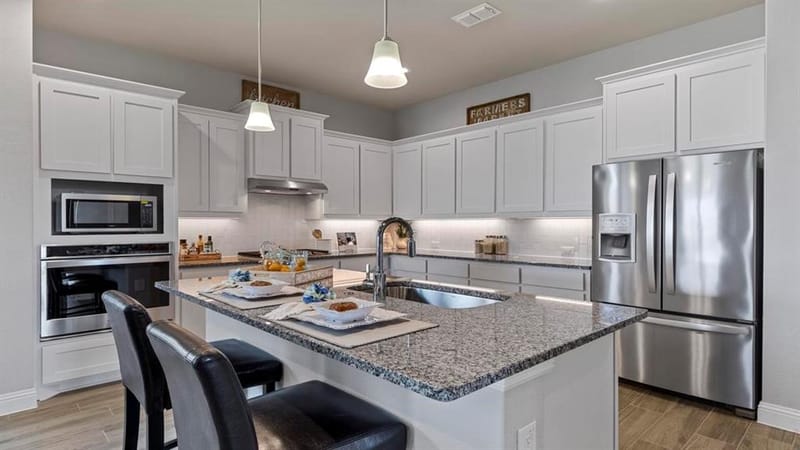8704 RED OAK Drive, Justin TX 76247 - Photo 3