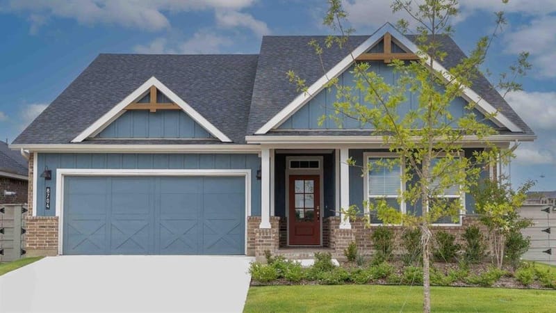 8704 RED OAK Drive, Justin TX 76247